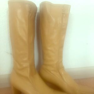 Ladies boots,